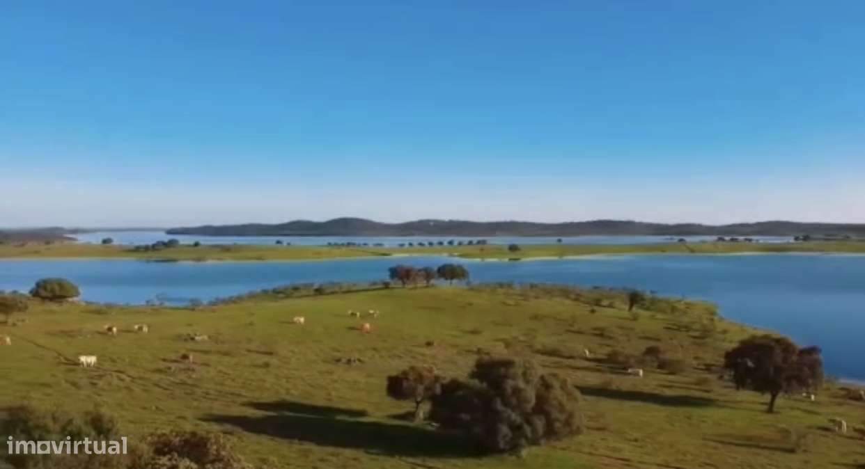 Terreno com 255.000 m2, em Alqueva, Reguengos de Monsaraz - Grande imagem: 3/15