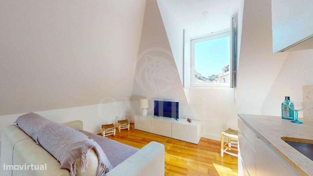 T1 com estacionamento, construção nova (2016) e vista para o Castelo d - Grande imagem: 4/23