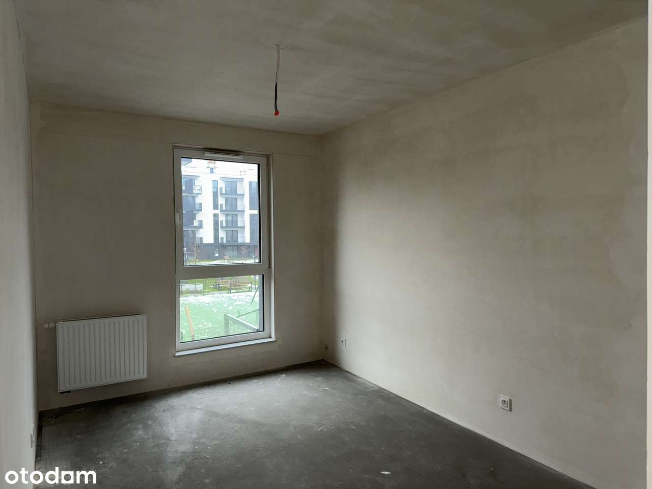 4-pokojowe mieszkanie na Pradze-7