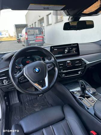 BMW Seria 5 - 12