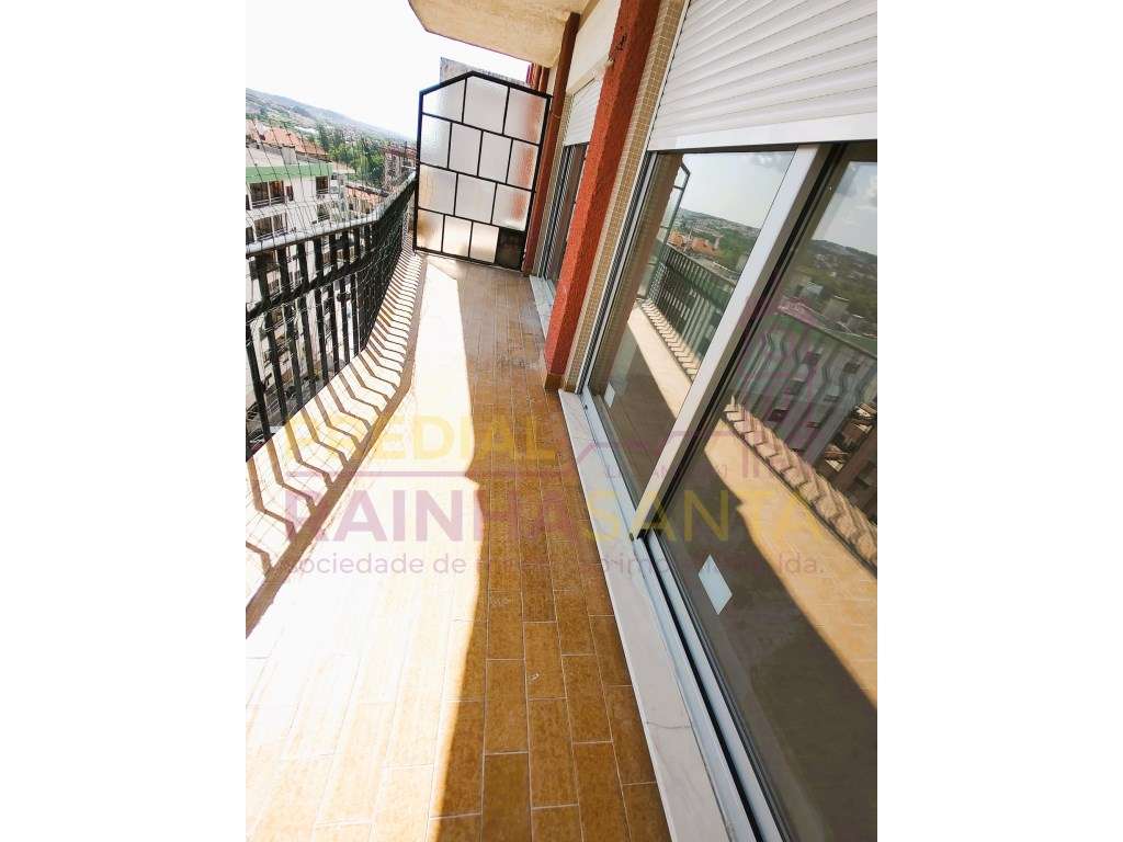 Apartamento T1 c/ varanda - Coimbra-7