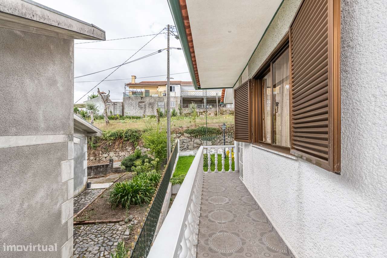 Moradia Isolada T3 Póvoa De Lanhoso Travassos-35