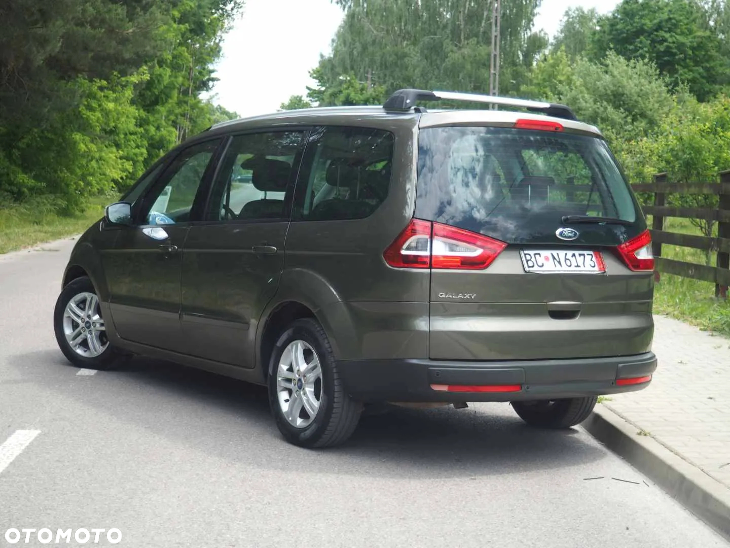 Ford Galaxy 2.0 TDCi Ghia - 3