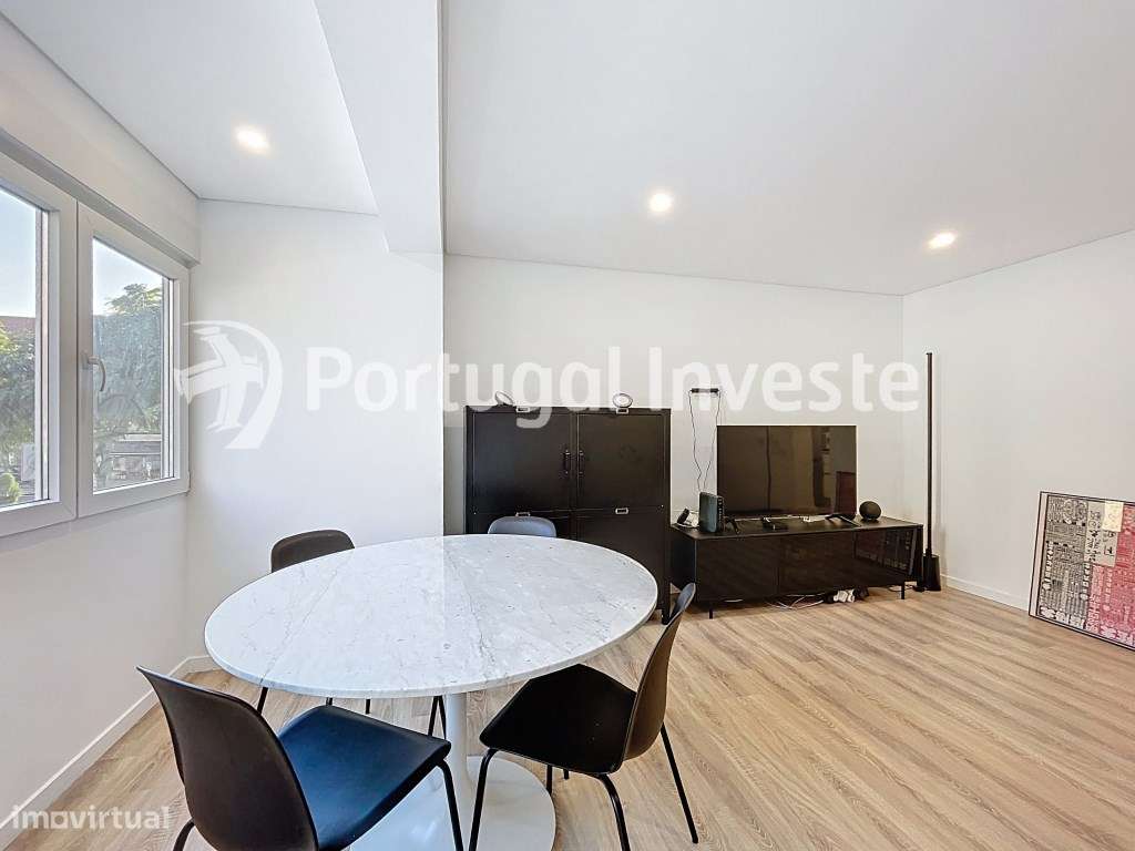 Apartamento de 3 Assoalhadas no emblemático Bairro do Pombal - Almada-12