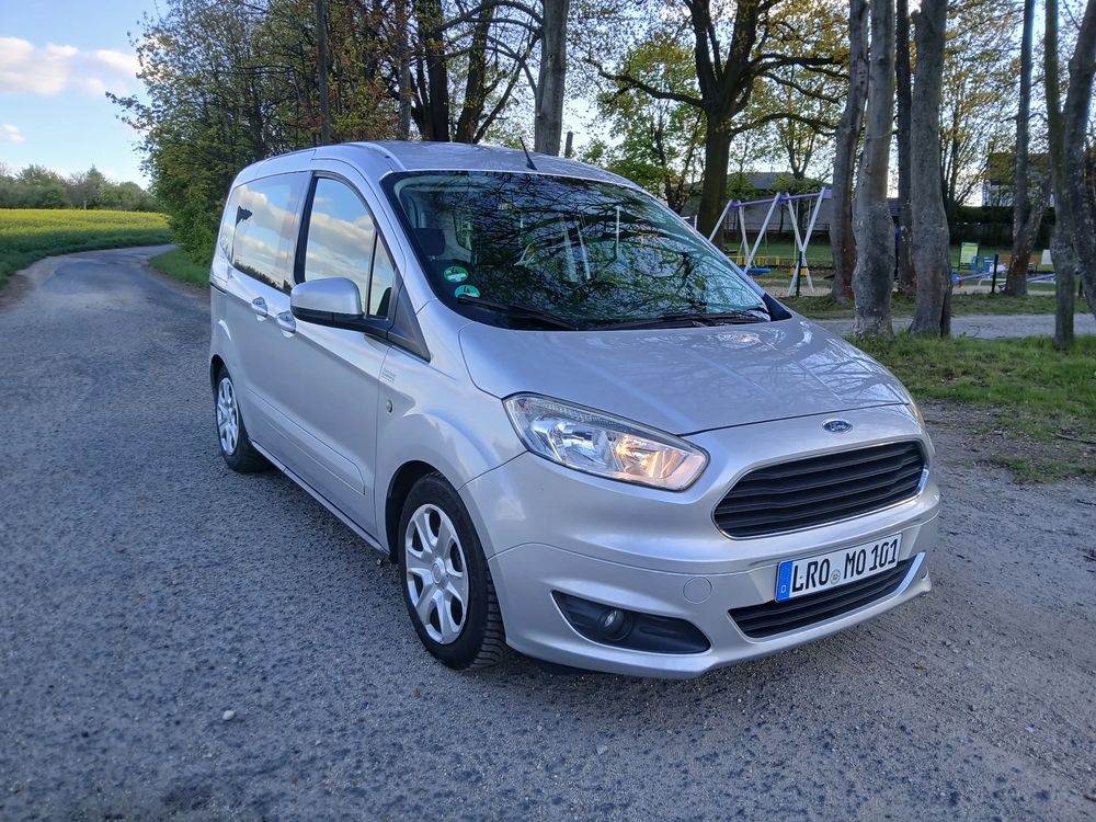 Ford Tourneo Courier 1.0 EcoBoost Titanium 2015