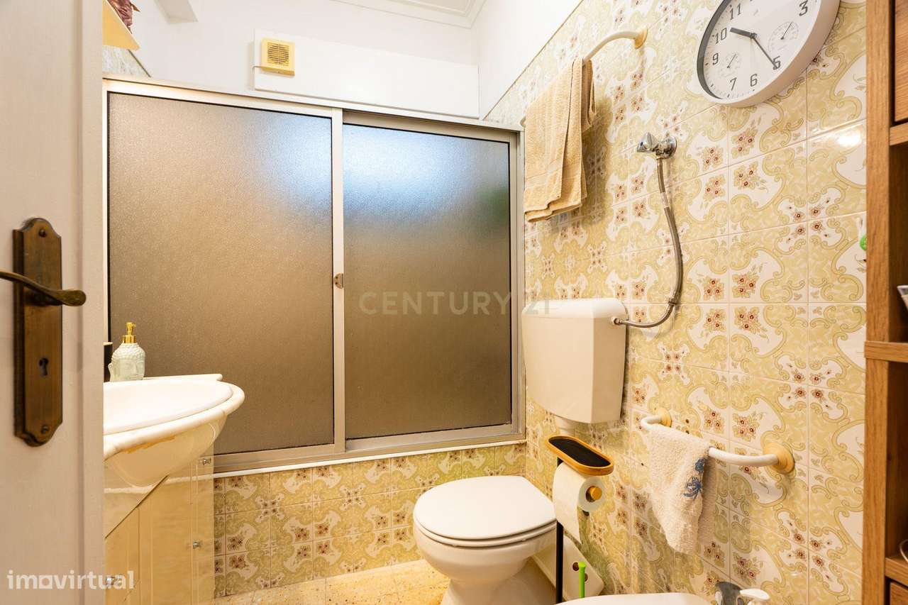 Apartamento T2 em Lisboa com Excelente Localização e Conforto-13