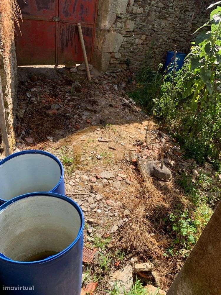 Moradia para reconstruir-2