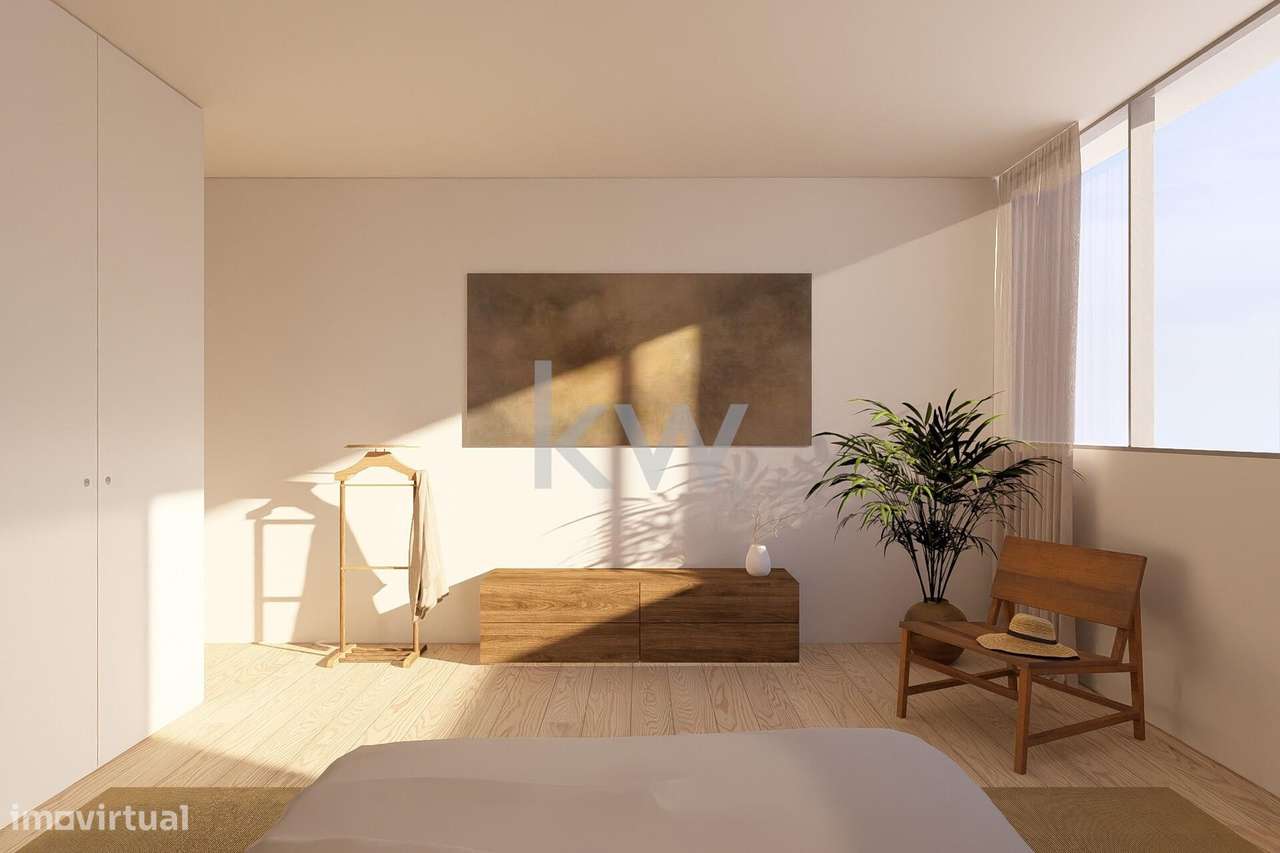 Prédio para reconstrução em Campolide com projecto aprovado pela C. M. - Grande imagem: 4/23