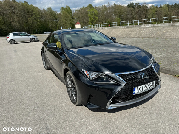 Lexus RC F Carbon - 5