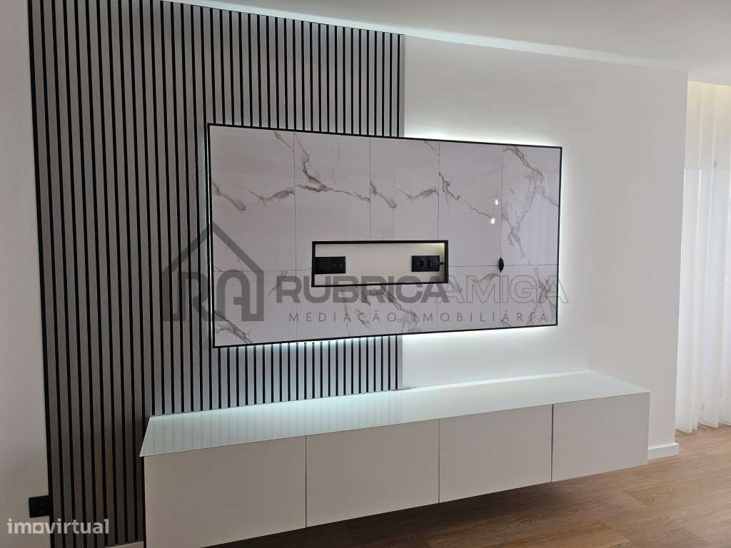 T3 renovado na zona de Betunes em Loulé-22