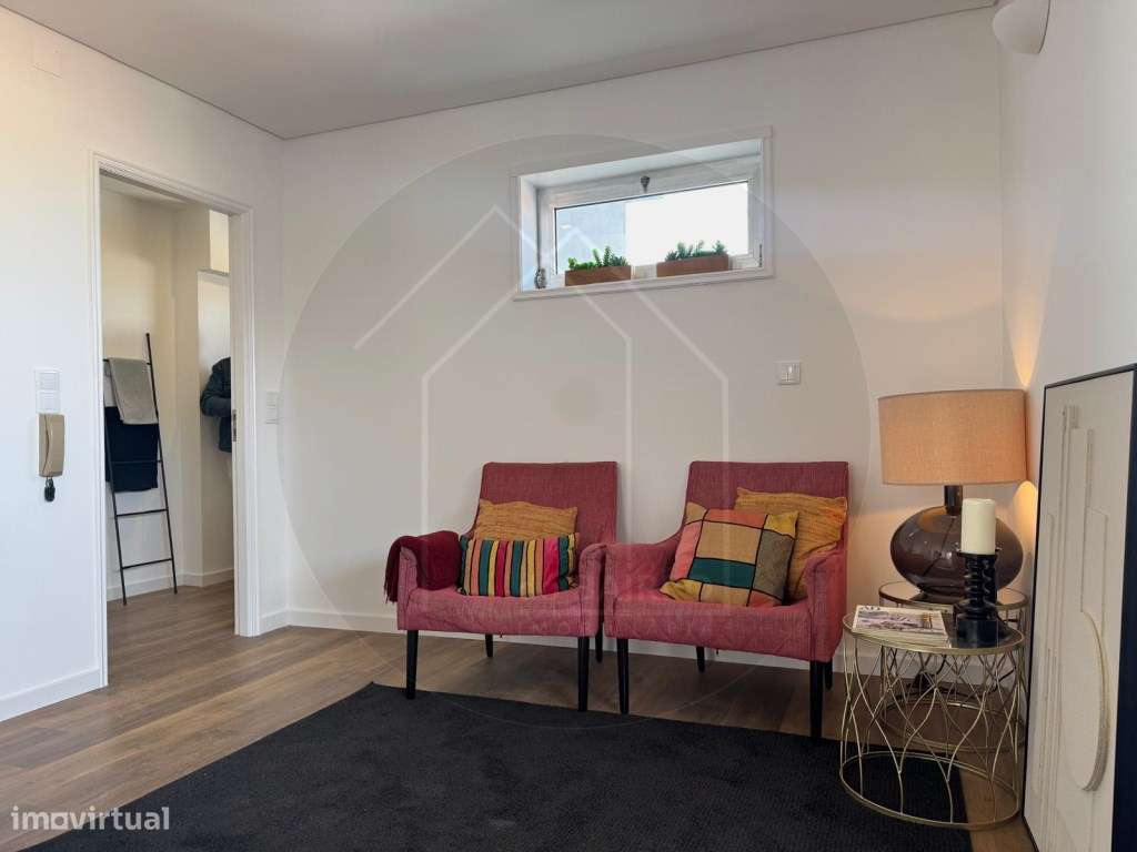 T1 Renovado, Quinta do Covelo / Metro Marquês - Porto-9