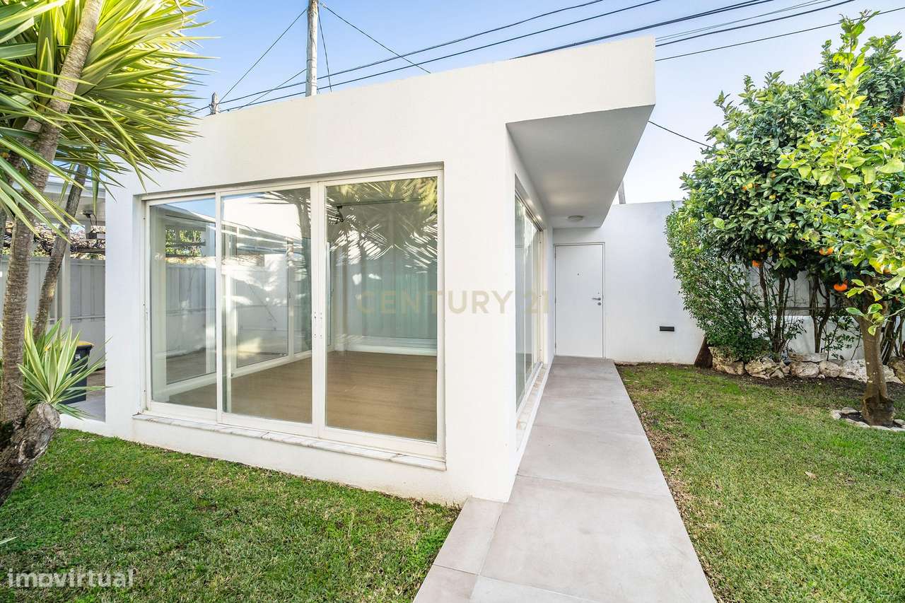 Moradia T6 com Piscina - Charneca de Caparica-58