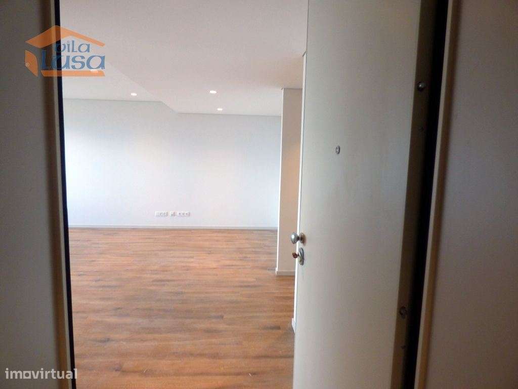 Apartamento T2,  3 wcs (2 suites) com Garagem Dupla no Centro de Gaia - Grande imagem: 5/27