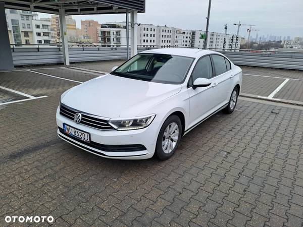 Volkswagen Passat 1.4 TSI BMT Trendline - 2