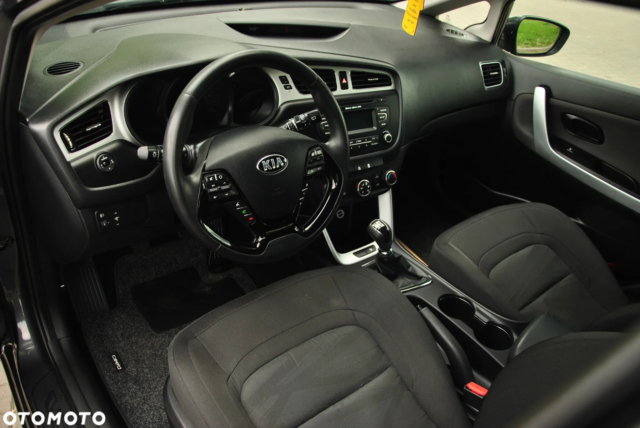 Kia Ceed - 9