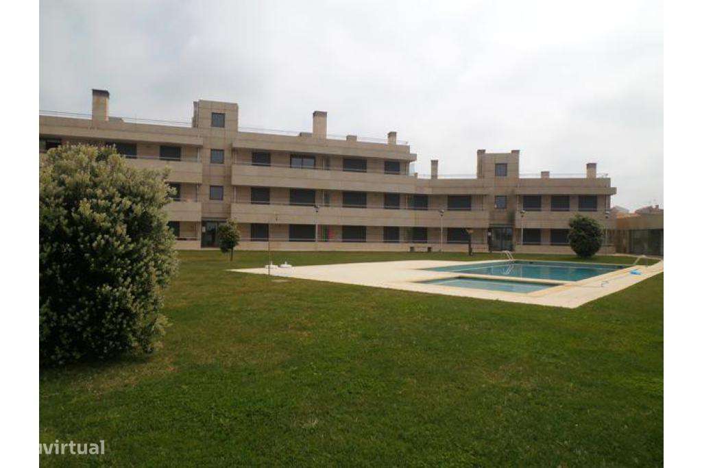 Apartamento T2 em Condomínio Privado na Amorosa. - Grande imagem: 3/9