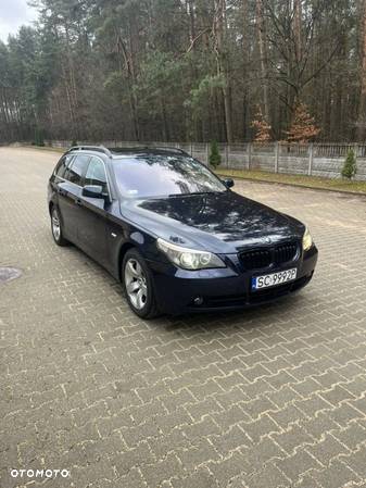 BMW Seria 5 525d - 1