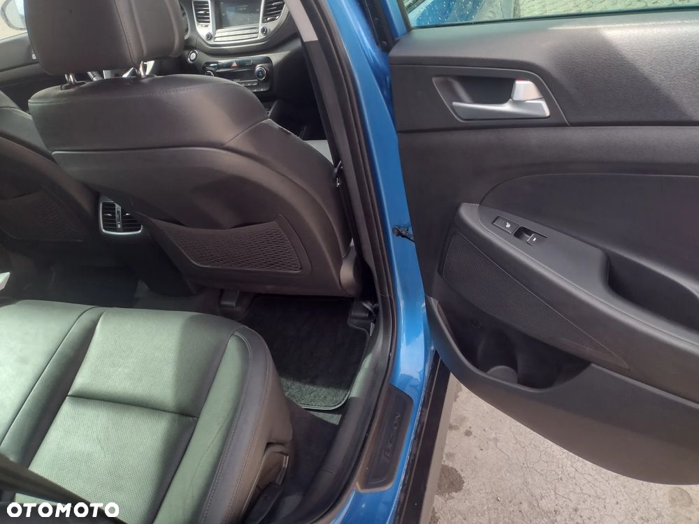 Hyundai Tucson 2.0 CRDi 4WD Automatik Premium - 21