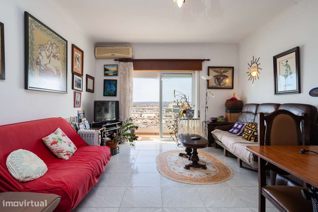 Apartamento T2 com Vista Mar e Conforto Familiar em Lagos!-14