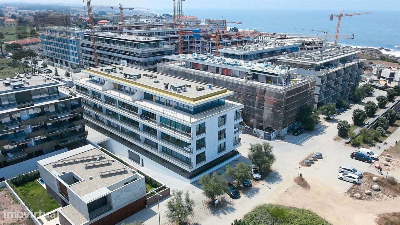 Apartamento T2 de luxo com vista mar e rio em Canidelo-40