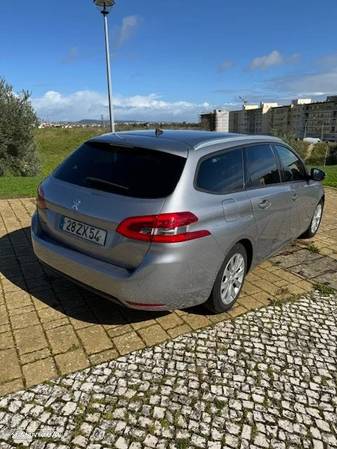 Peugeot 308 SW 1.5 BlueHDi Style - 4