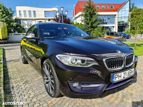 BMW Seria 2 220i AT Sport Line - 16