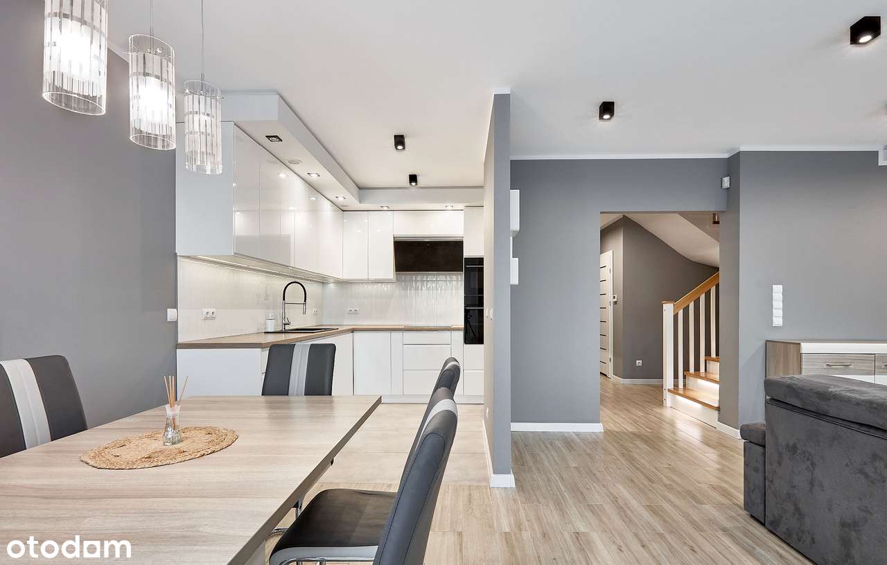 Na sprzedaż przestronny dom w Gruszczynie 135 m2 z ogródkiem i garażem - Pełny obrazek: 1/17