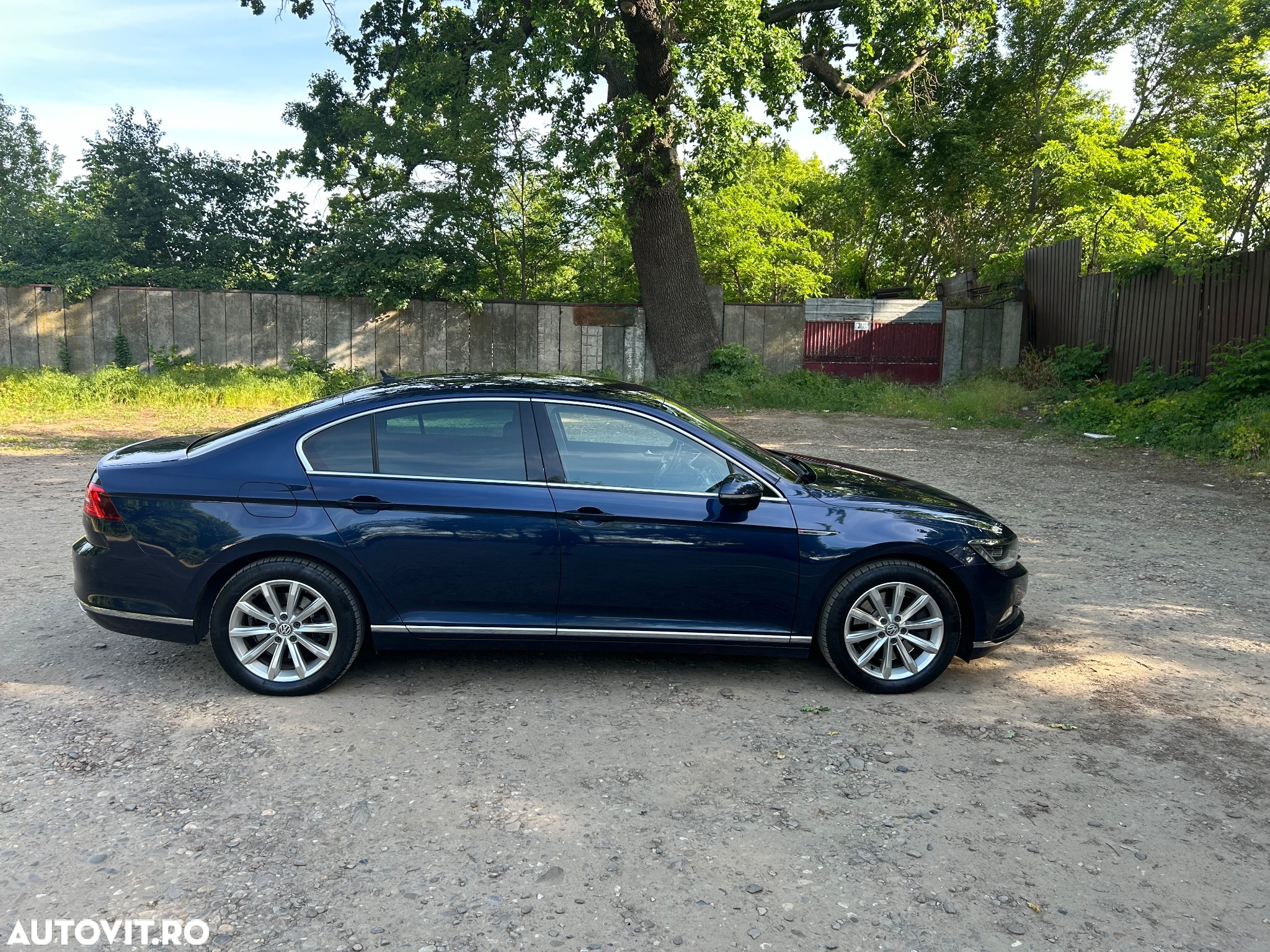 Volkswagen Passat Variant 2.0 TDI DSG 4Motion Highline - 11