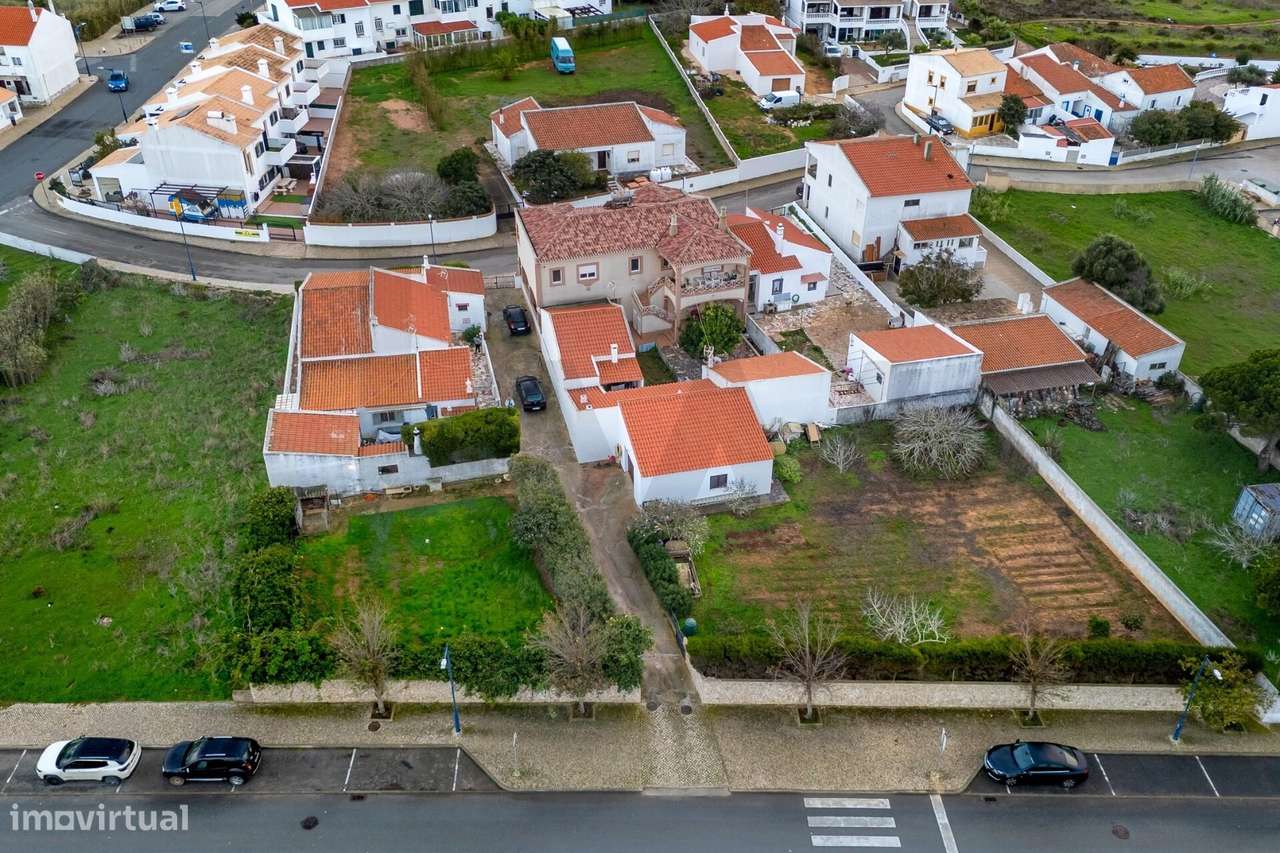 Moradias T3 + T1 e Garagem em Sagres - Grande imagem: 4/46