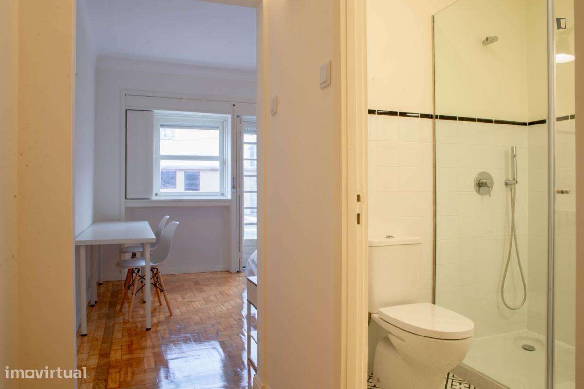 Quarto - localizado em Cedofeita Porto - Grande imagem: 5/26