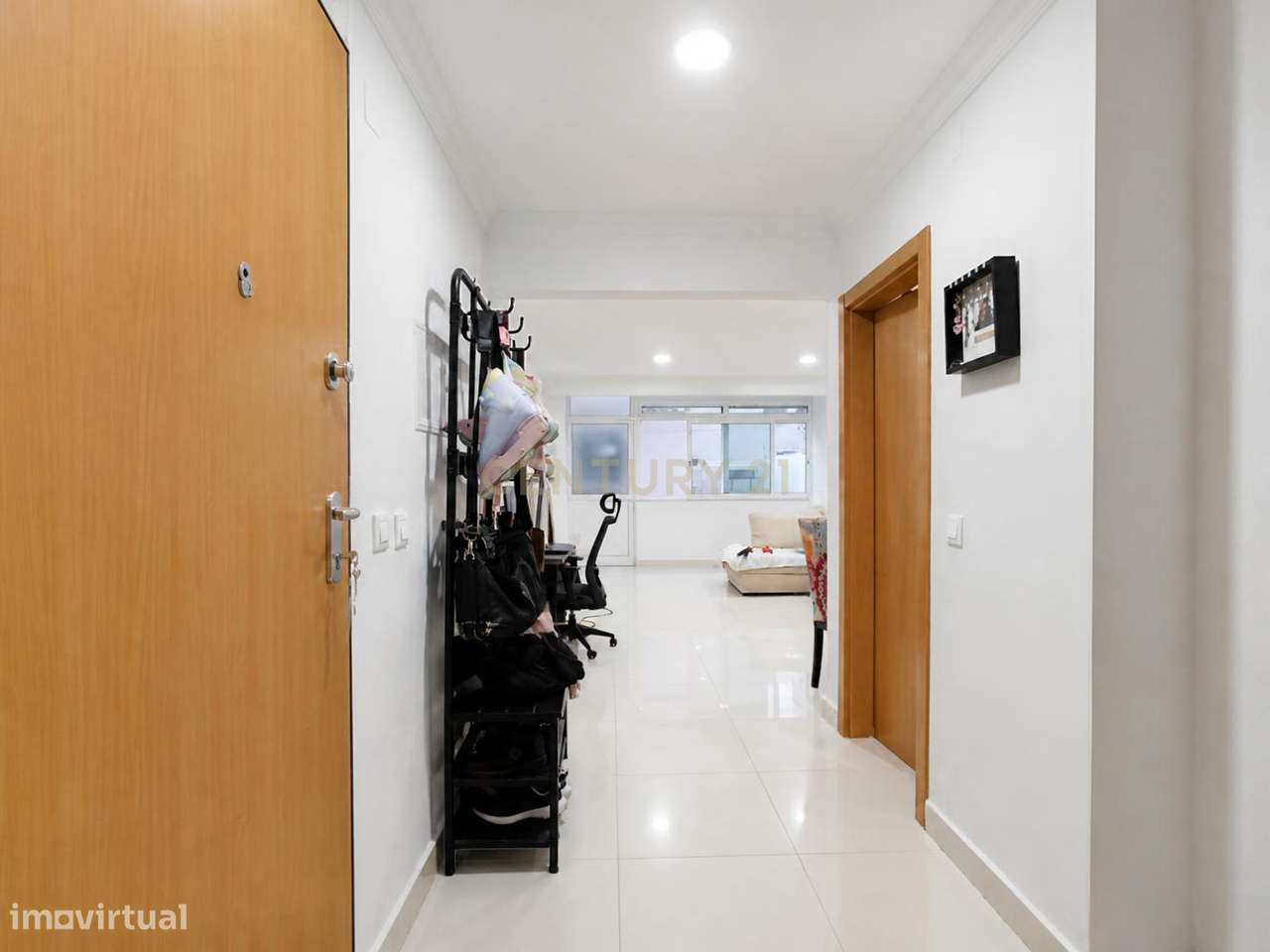 T2+1 com logradouro, em Almada-12