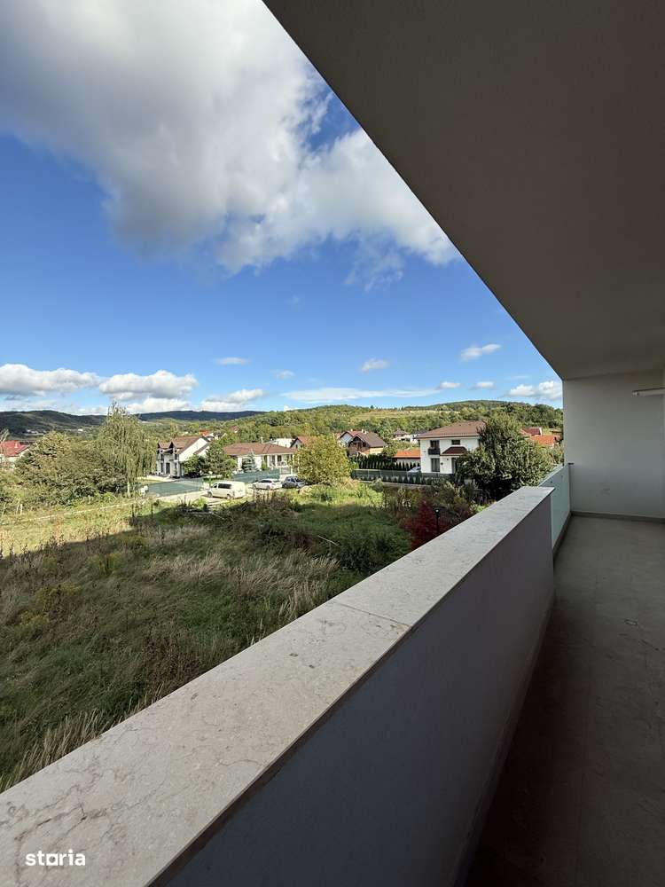 Apartament 3 camere , terasa generoasa și parcare subterană-13