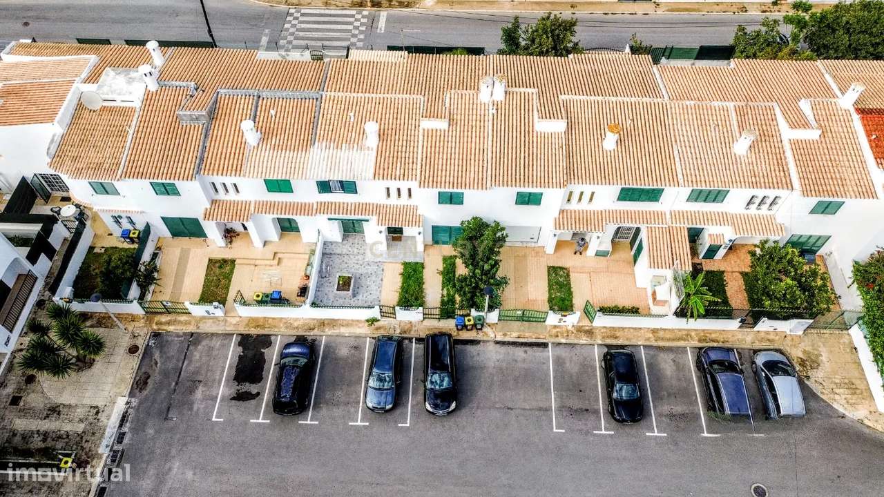 Moradia T4 em Faro, Gambelas - O melhor de dois mundos, onde a tranqui - Grande imagem: 3/60