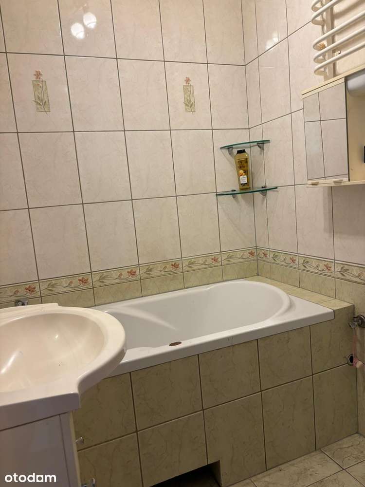 3 pok . balkon oddzielna widna kuchnia dobra lokalizacja-9