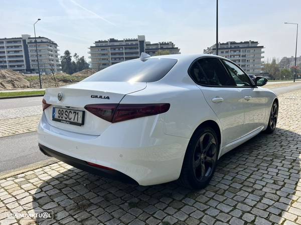 Alfa Romeo Giulia 2.2 Diesel Super - 3