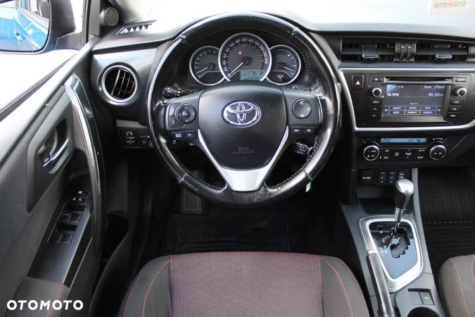 Toyota Auris 1.6 Premium Comfort MS - 9