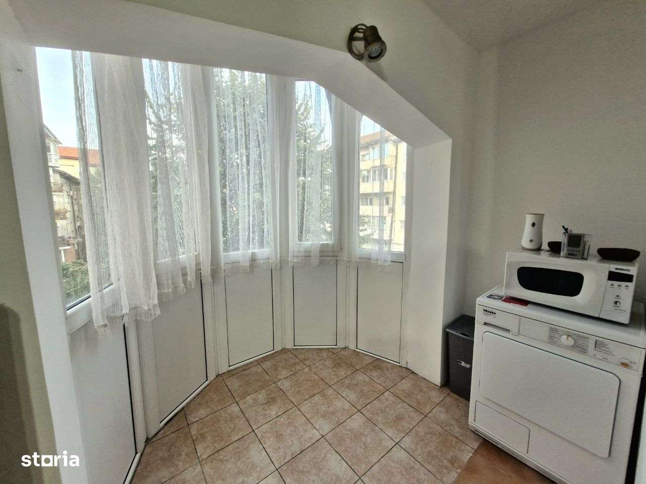 Apartament deosebit 3 camere decomandat et 1 centru 90 mp negociabil - Imagine principală: 2/20