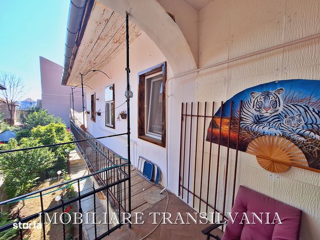 Ap. 2 camere la casa, centru istoric, langa Primaria Bistrita-0