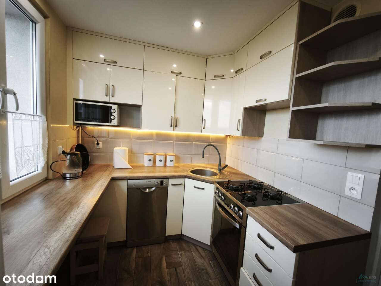 Na sprzedaż mieszkanie 3 pokojowe  Pajęczno.-2