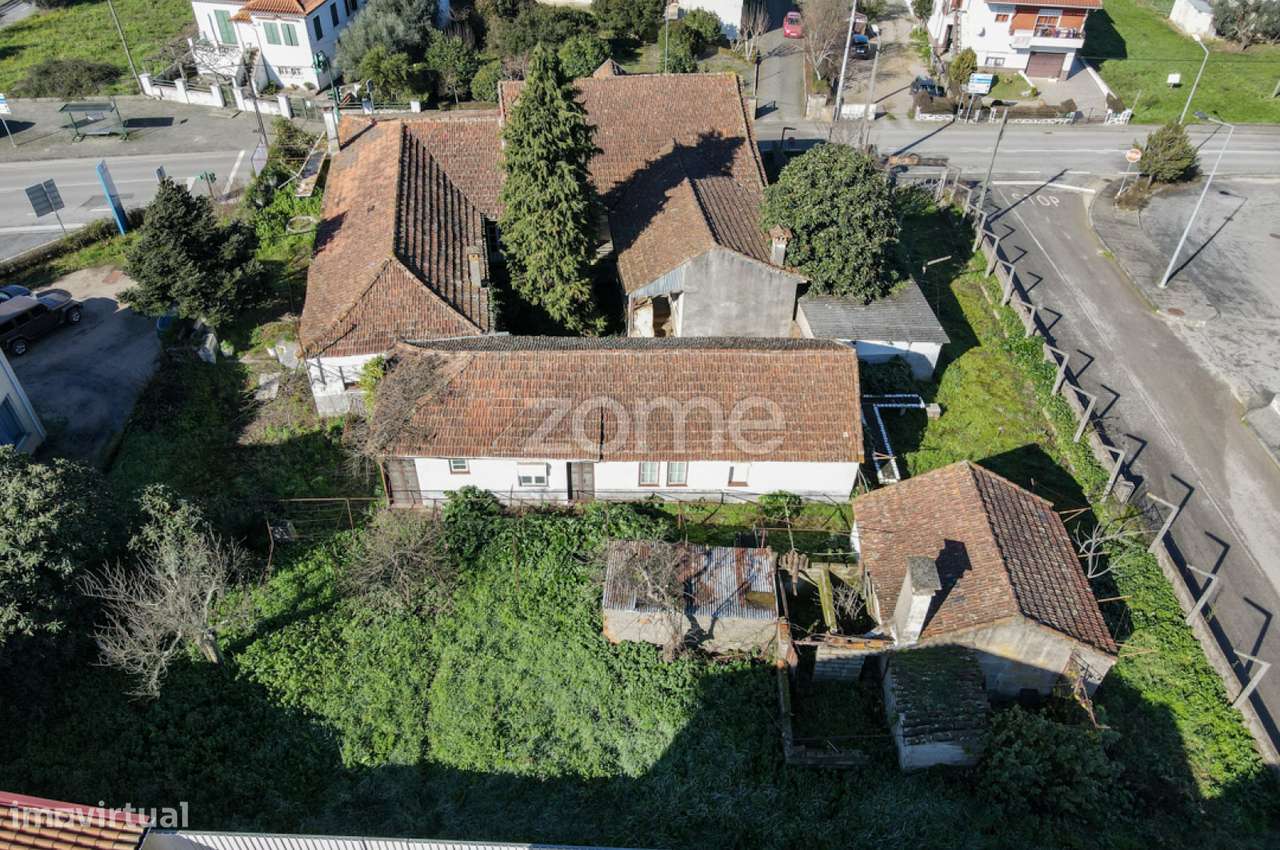 Quinta T8 e anexos com 1920m2 na Portelinha - Arganil - Grande imagem: 1/43