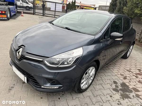 Renault Clio - 2