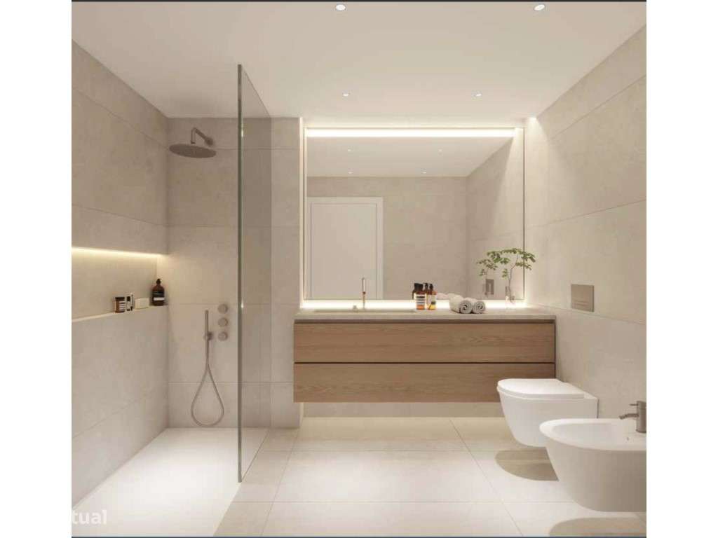 Apartamento T3 com varanda e estacionamento na Estrela-11