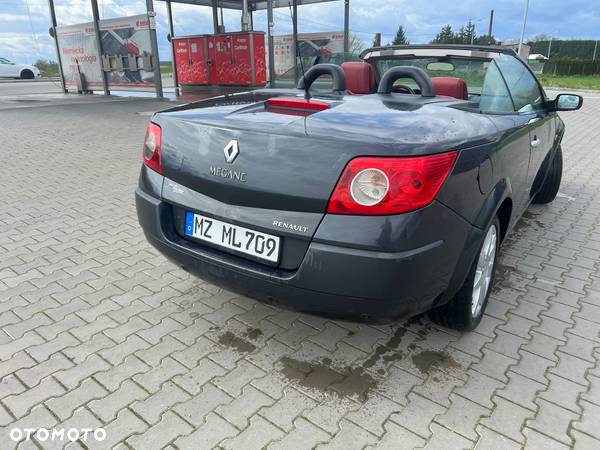 Renault Megane CC 2.0 dCi Privilege - 27