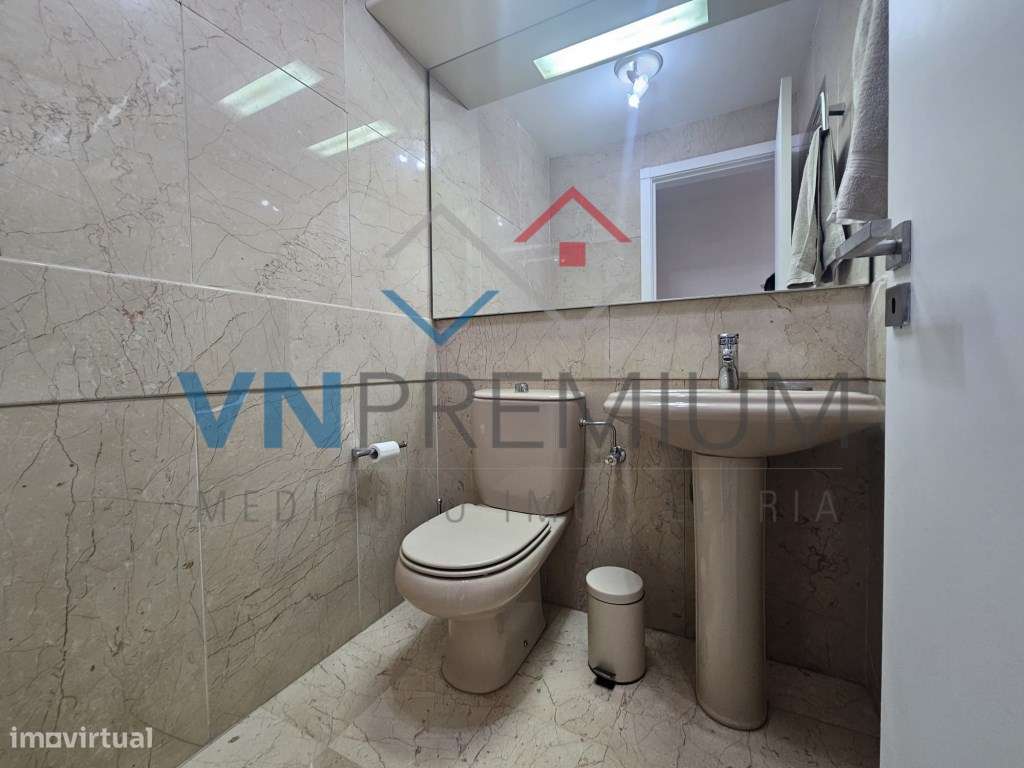 Excelente apartamento T4 em frente ao Casino do Estoril-22