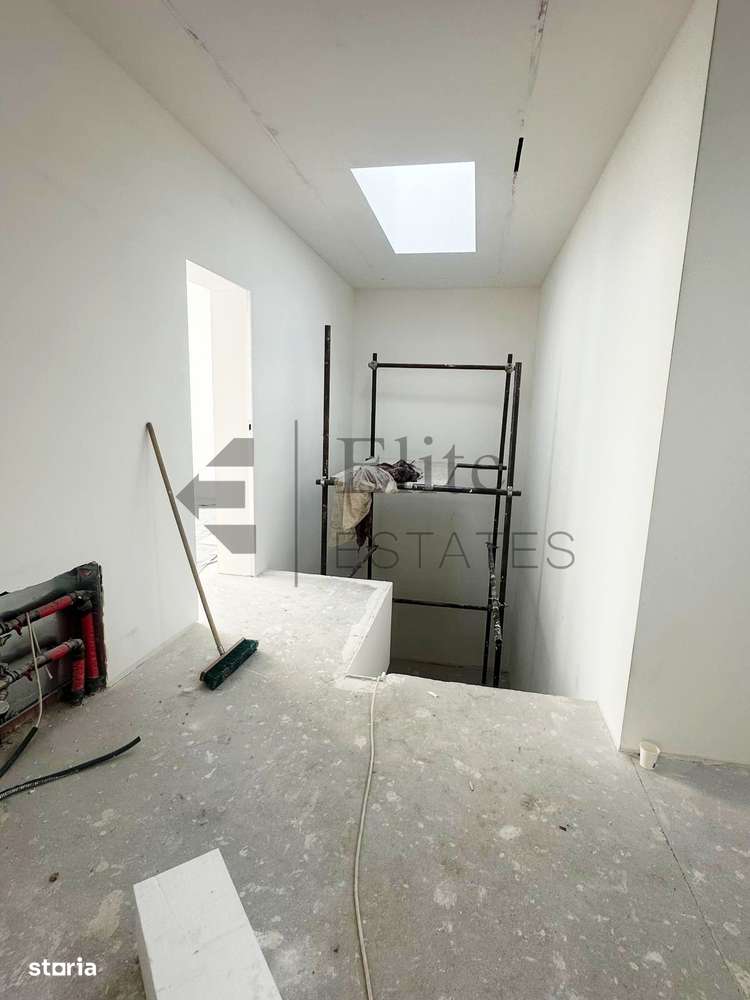 Vilă contemporană de vânzare, Oradea - Imagine principală: 4/12