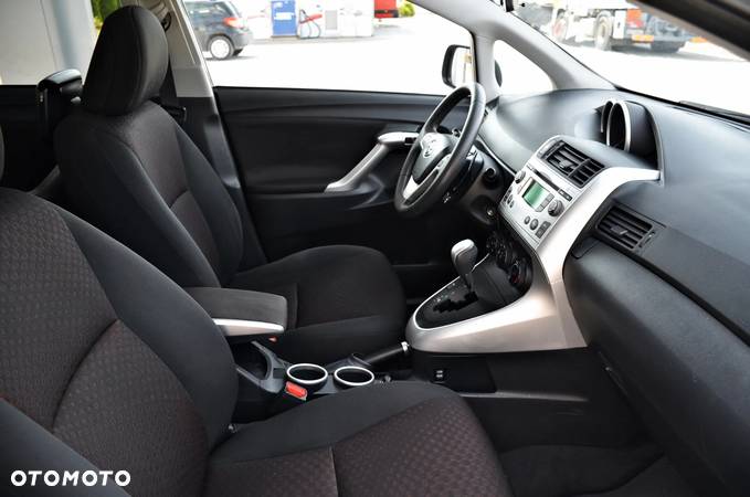 Toyota Verso 1.8 Sol EU5 MS - 28