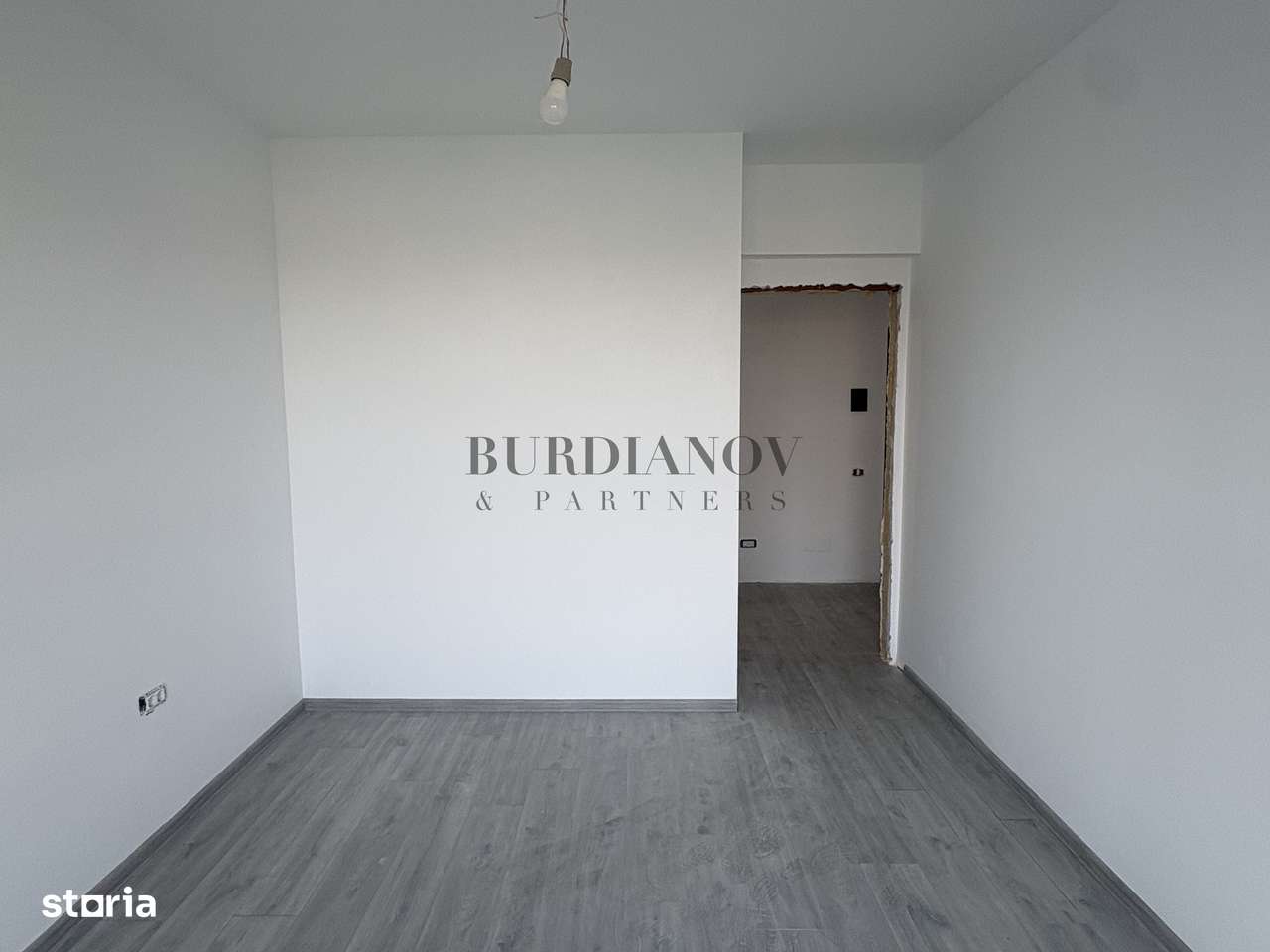 Apartament cu 3 camere - două băi - Etalon Lacul Morii - Vedere Lac-5