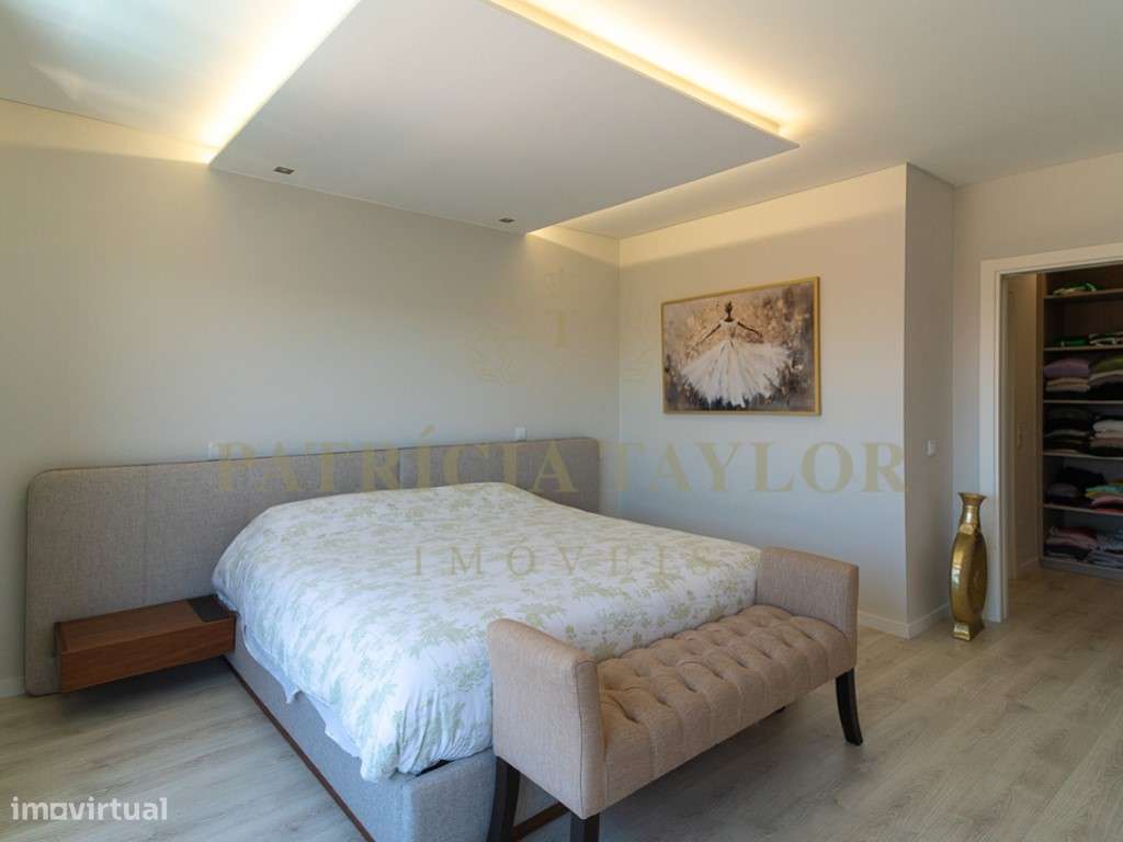 Moradia T3 a venda em Tires-40