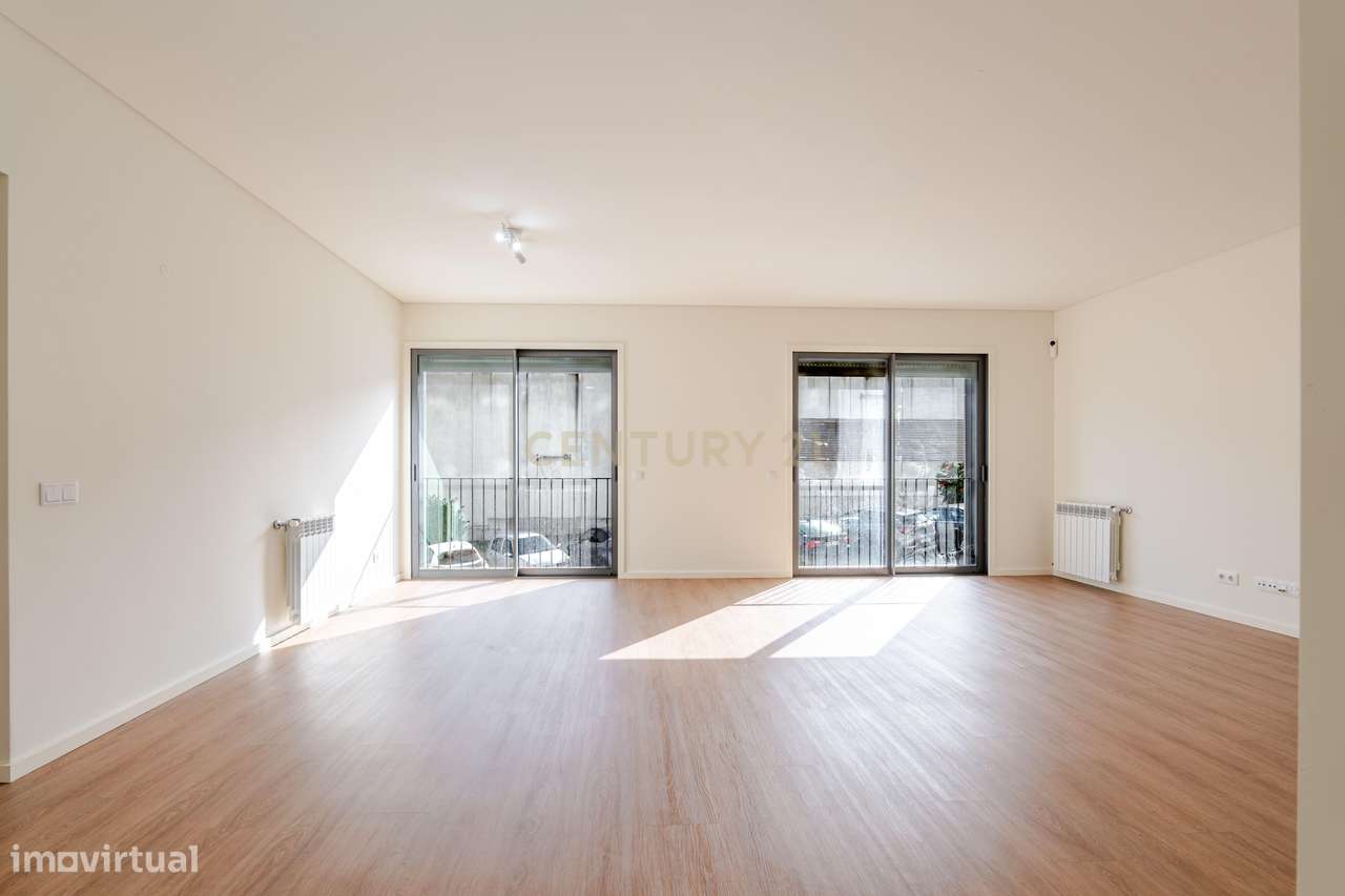 Apartamento T2 praticamente novo , nas Antas, Porto - Grande imagem: 3/42