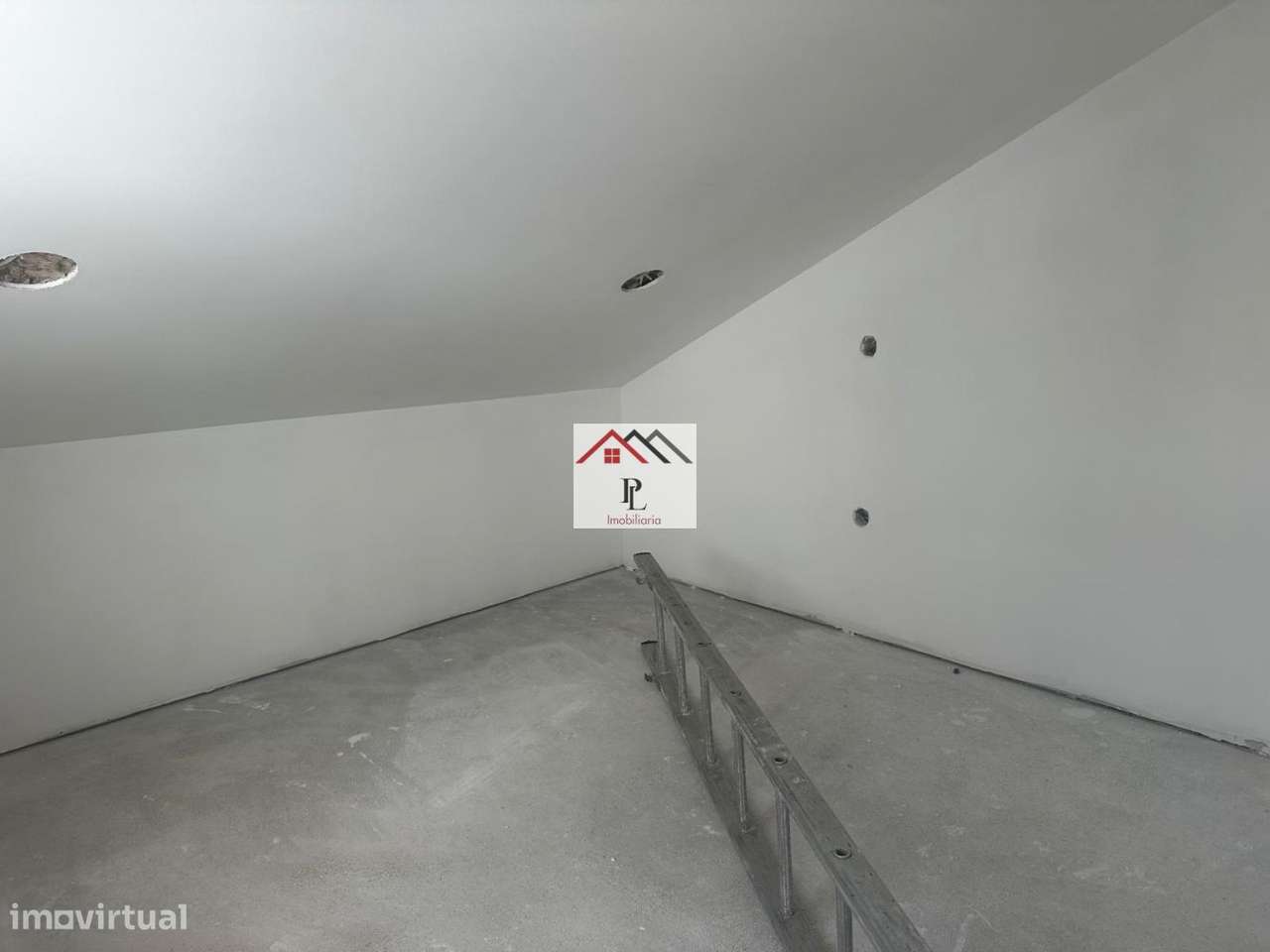 Apartamento T2+3 Novo na Praia de Mira em fase de acabamento (V892-3MS-35